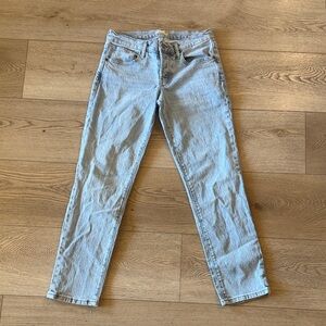 Straight Leg Women’s Jeans in Light Blue Wash